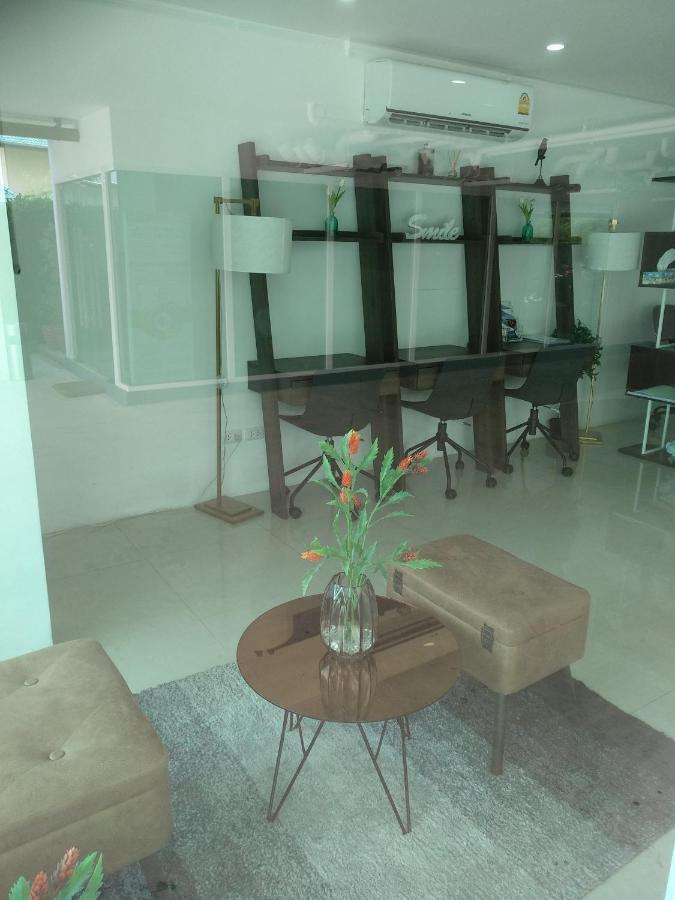 Sea Saran Condominium For Short-Term Stay บางเสร่ ภายนอก รูปภาพ